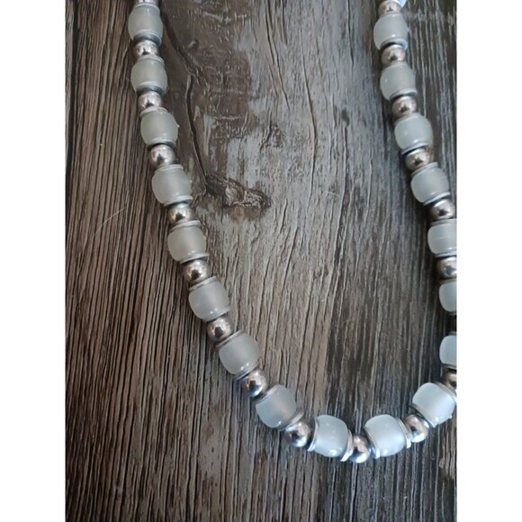 Solar Sunsations Color Change Jewlery - necklace and bracelet - Picture 3 of 9